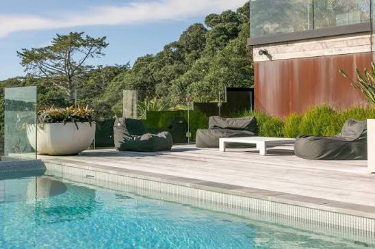 Pool and outdoor entertaining area at 44 Harbour View Road